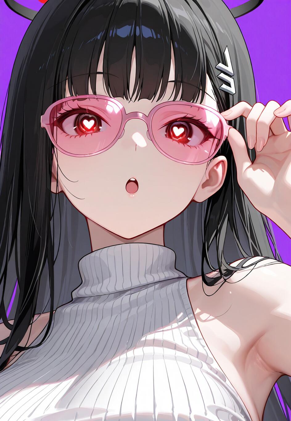 Una chica de anime con el pelo largo y negro, identificada como Rio Tsukatsuki, de Blue Archive, que lleva un jersey blanco de cuello alto sin mangas y se está colocando unas gafas rosas con forma de corazón. Tiene los ojos rojos, con pupilas en forma de corazón, y una expresión de sorpresa sobre un fondo púrpura.