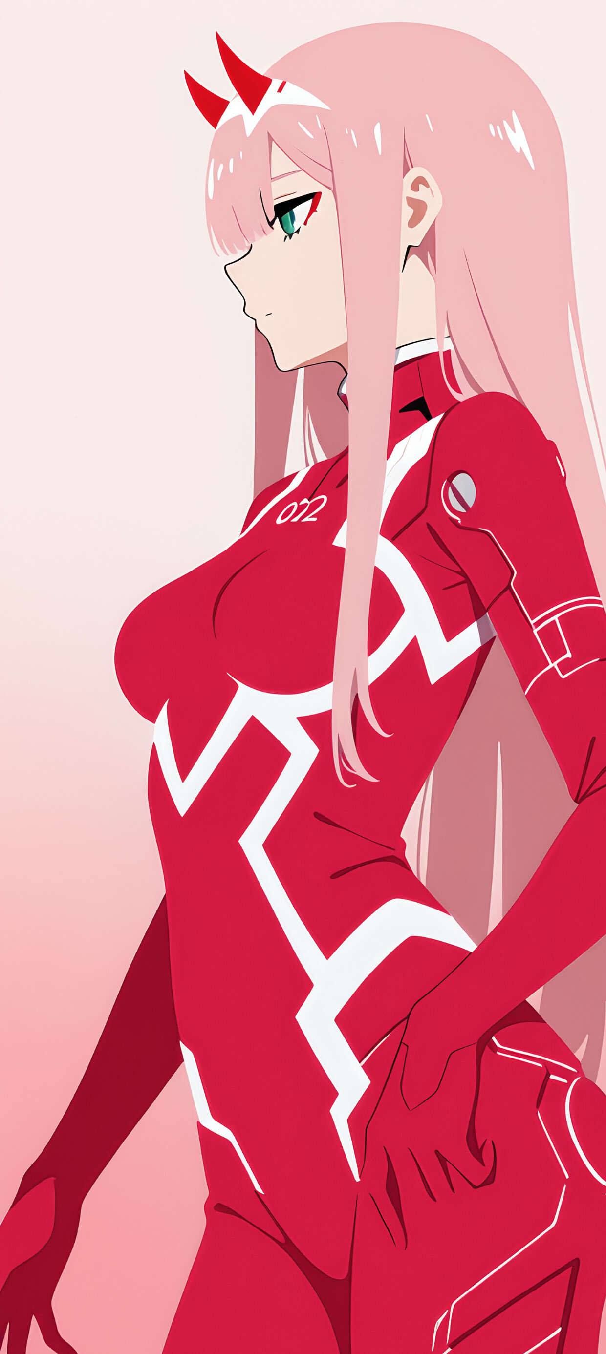 Una ilustración minimalista que muestra el perfil lateral del personaje de anime Zero Two. Tiene el pelo largo y rosa, cuernos rojos y un traje rojo. Su rostro y su cuerpo se representan como una silueta oscura sobre un fondo con un degradado de colores rosa y azul.